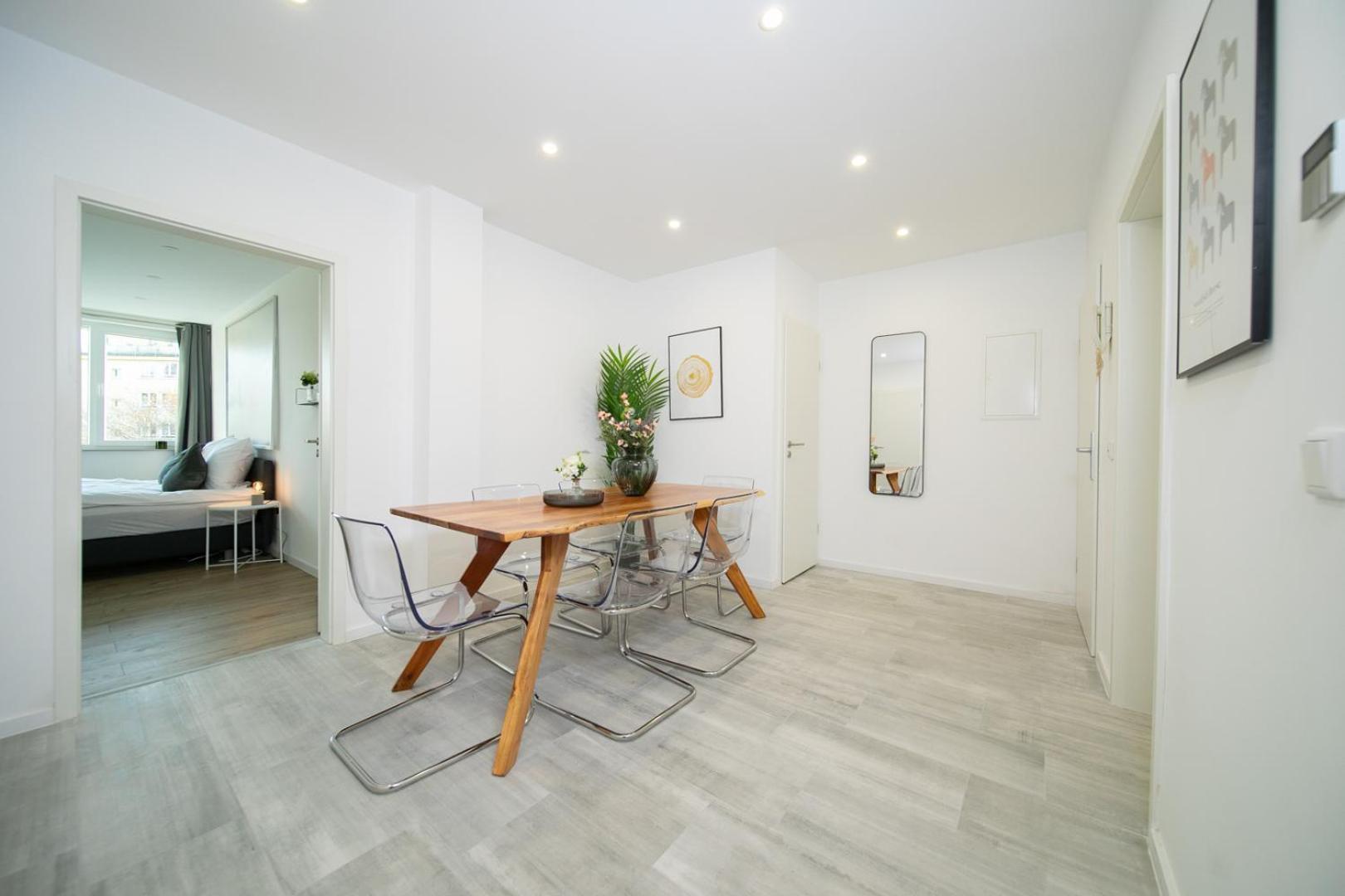 - 3 Bedroom - 6 Person * Dusseldorf