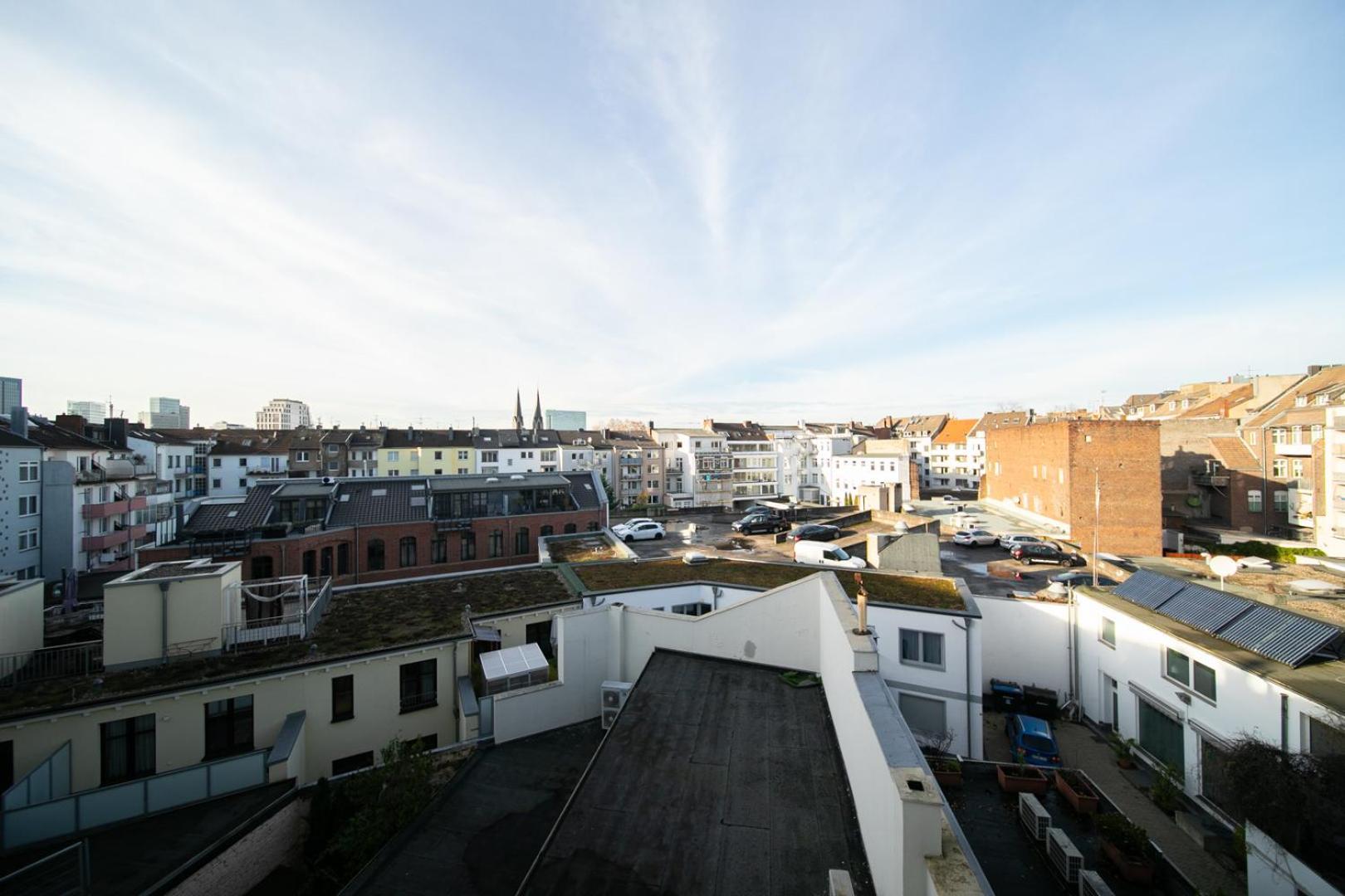 - 3 Bedroom - 6 Person Dusseldorf